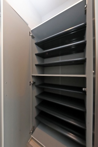 玄関　シューズケース