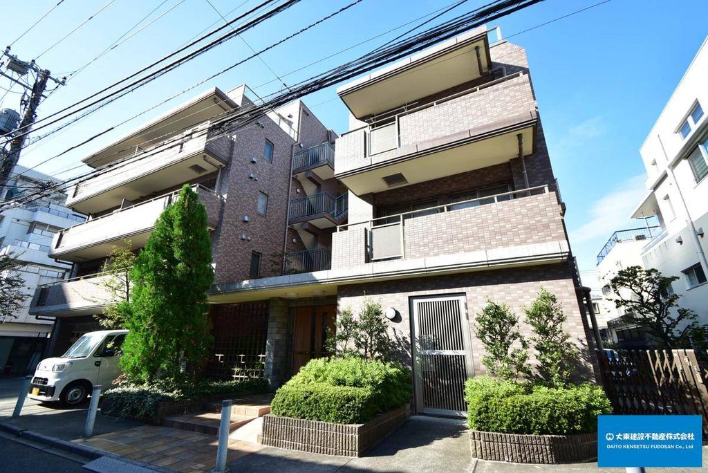サンフォレストの建物外観