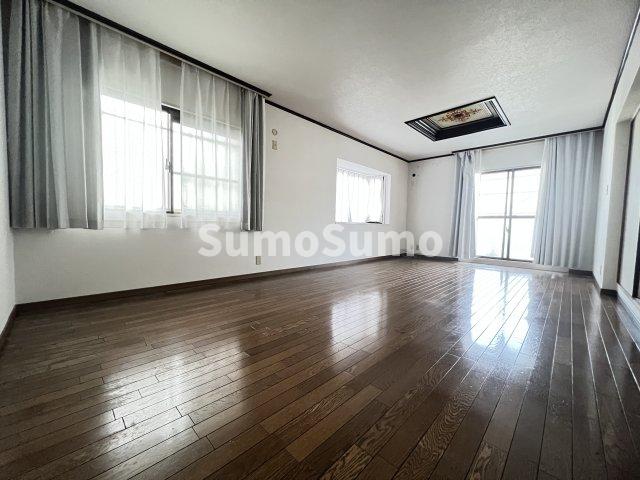 居室・リビング　使いやすい居間です