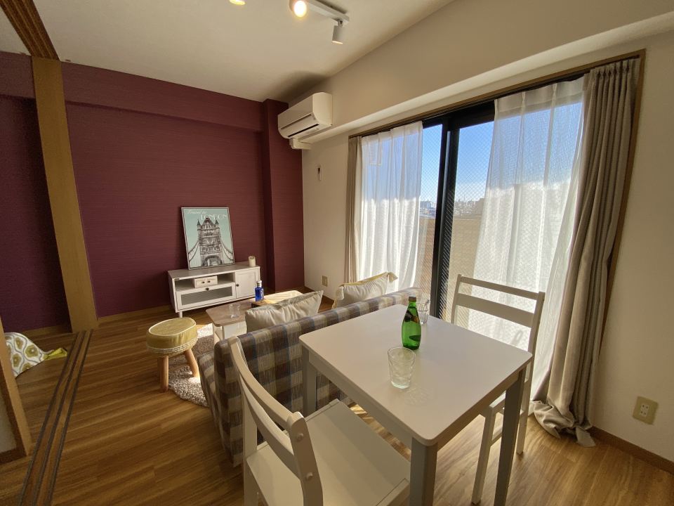 居室・リビング　ベッドを置かない７．５畳の洋室は広いです