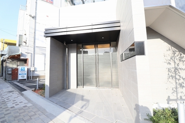 エントランス　エントランス