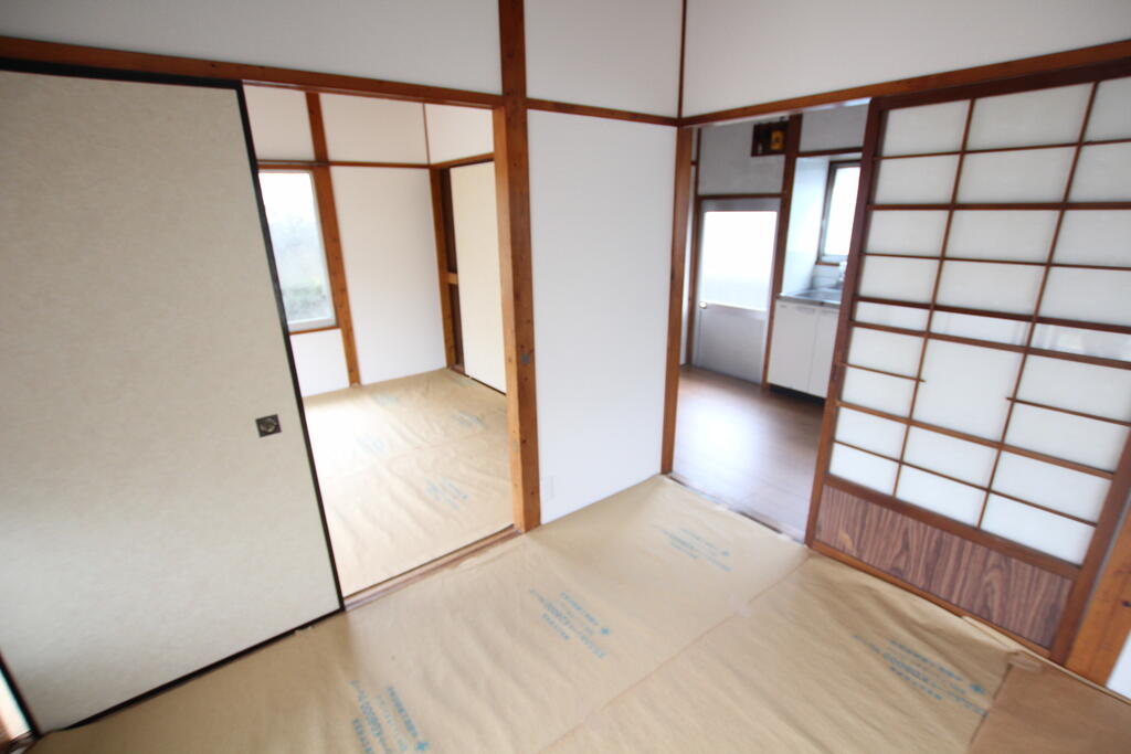 大みか町2丁目戸建貸家の居間写真