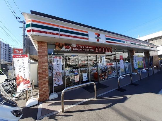 コンビニ　セブンイレブン 福岡下山門通り店（コンビニ）まで820m