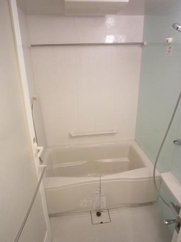 バス・シャワールーム　追い焚きありのお風呂