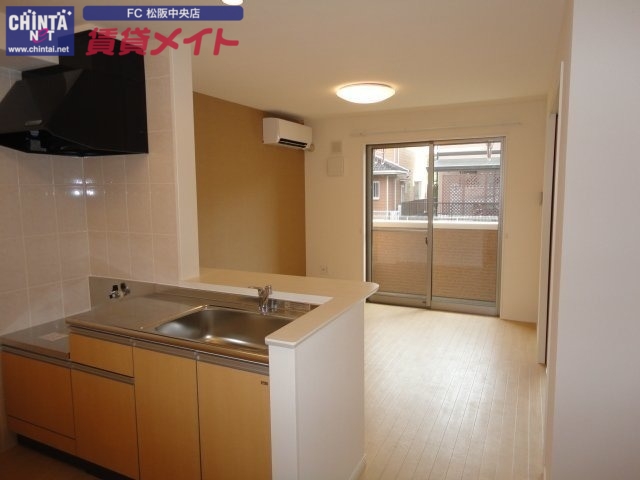 キッチン　別部屋同型タイプ写真です。