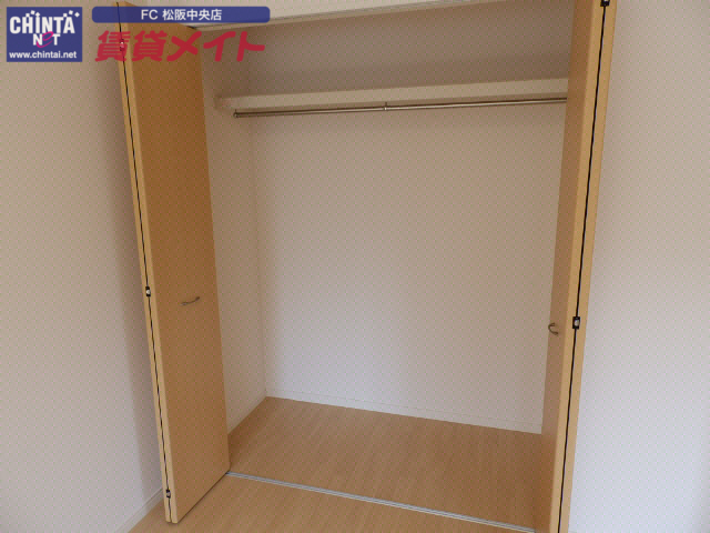 収納　別部屋同型タイプ写真です。