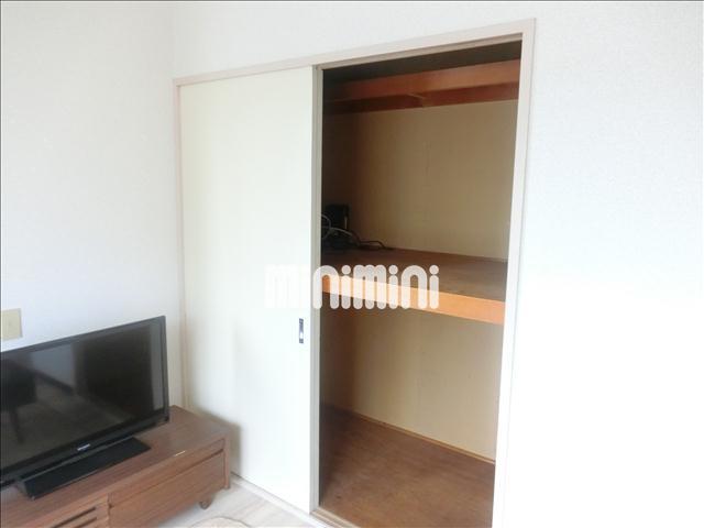 収納　奥行きのある収納スペースです