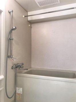 バス・シャワールーム　同タイプのお写真です