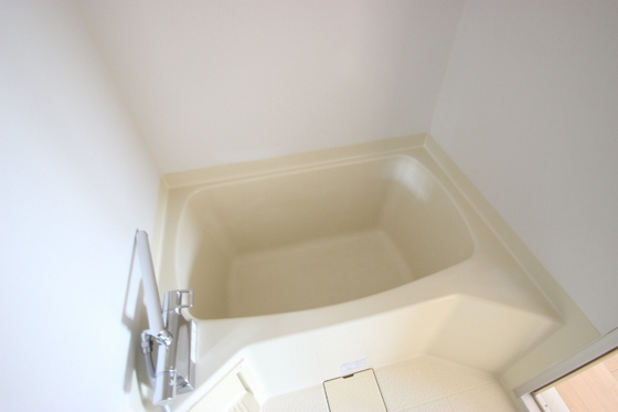 バス・シャワールーム　※別号室の写真です