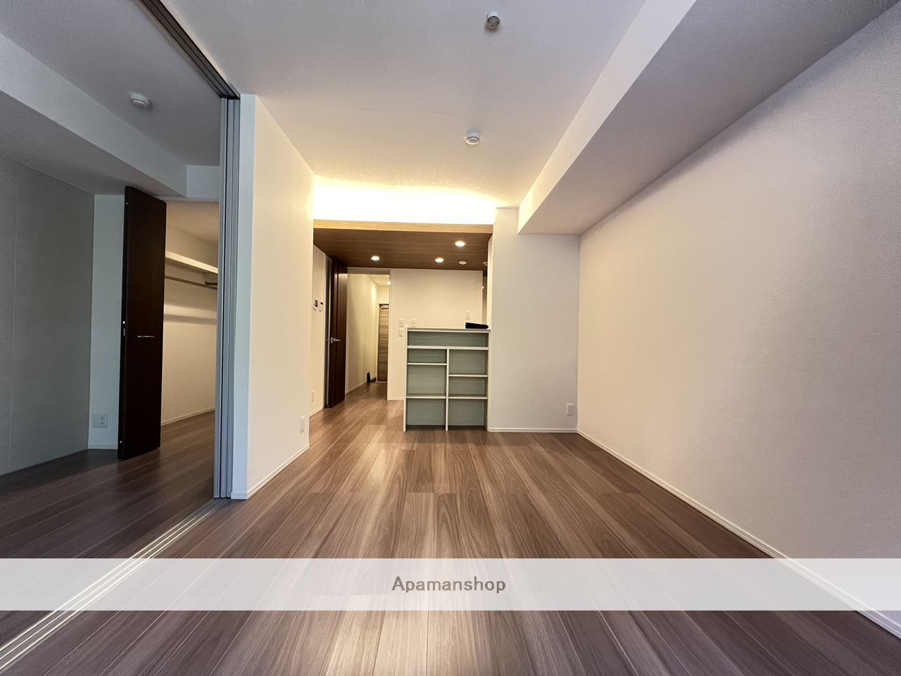 居室・リビング　同施工物件内装写真