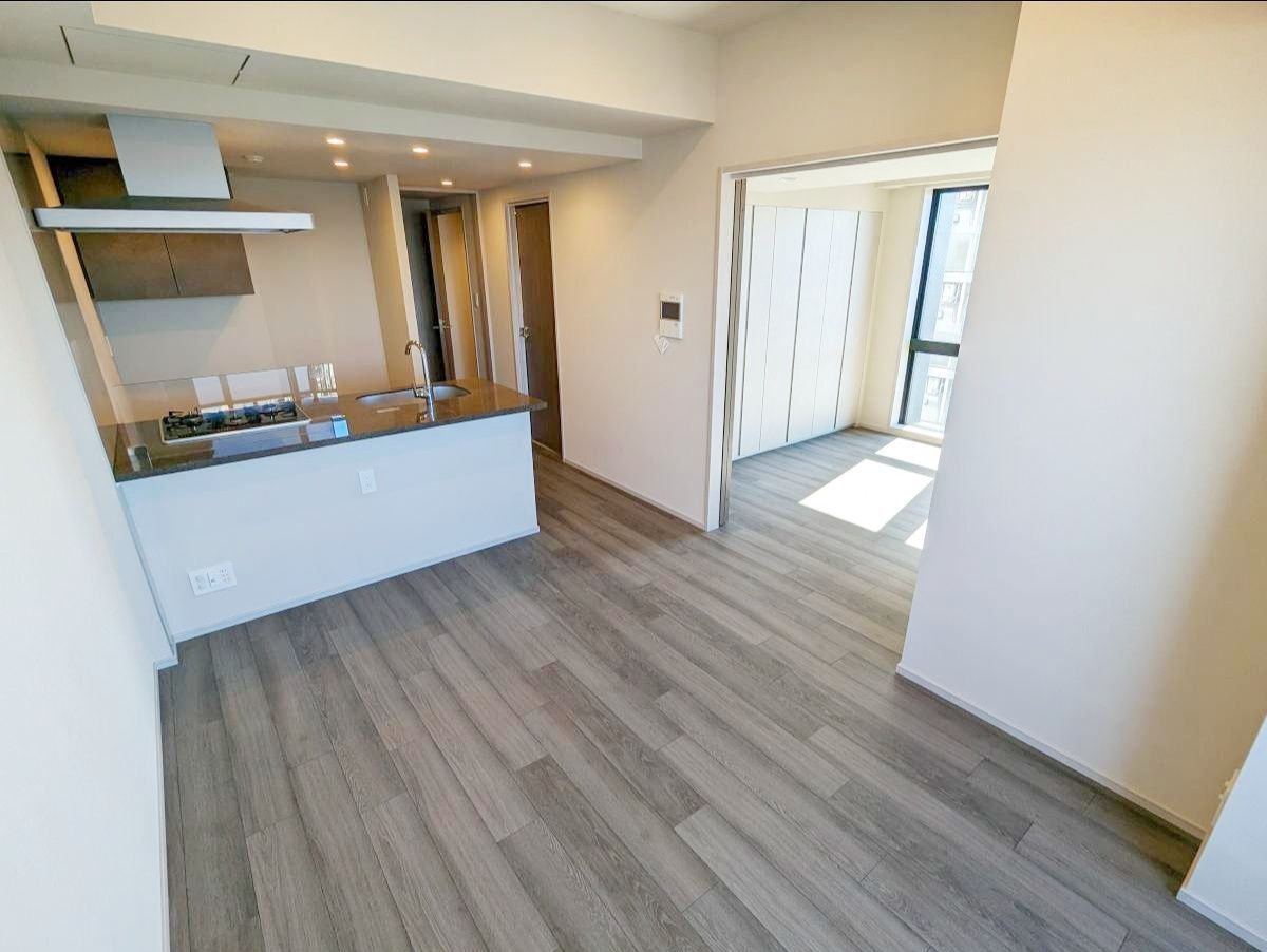 居室・リビング　別号室参考写真