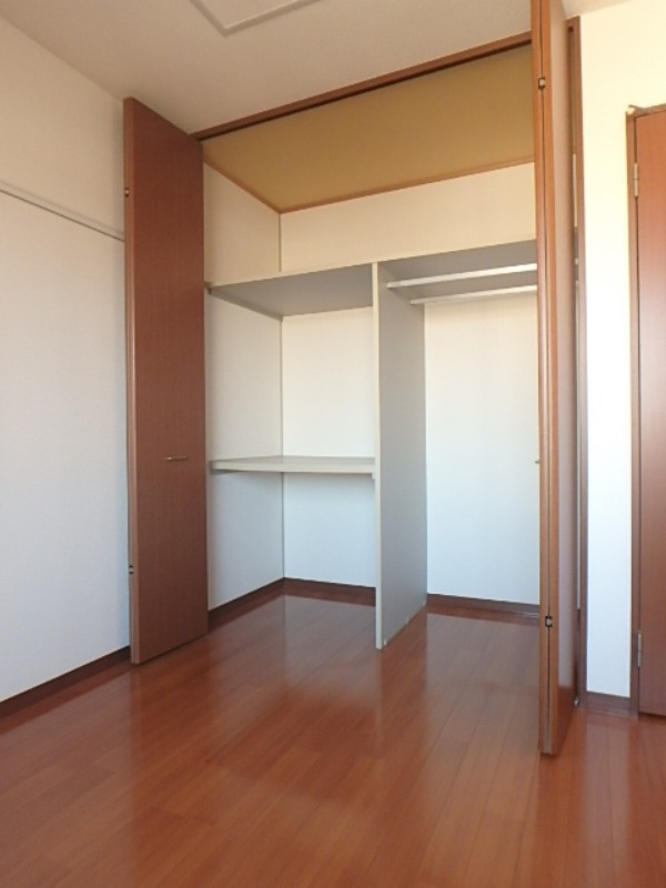 収納　図面と現状に相違がある場合には現状を優先