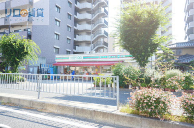 コンビニ　ローソンストア100伊丹宮ノ前店（コンビニ）まで977m