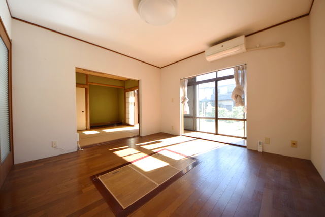 居室・リビング　～家族団らん～