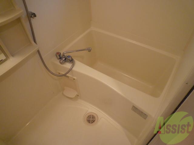 バス・シャワールーム　お風呂も広いですね。