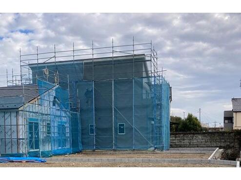 建物外観　建築中