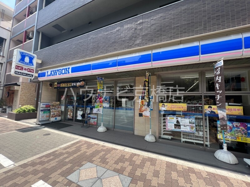 コンビニ　ローソン大阪城北詰駅前店（コンビニ）まで65m