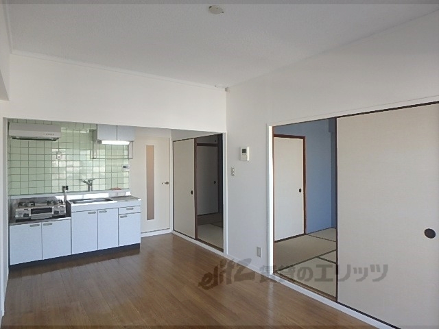 居室・リビング　洋室