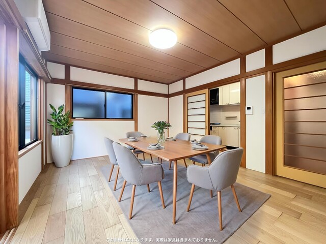 居室・リビング　♪１階８帖の洋室