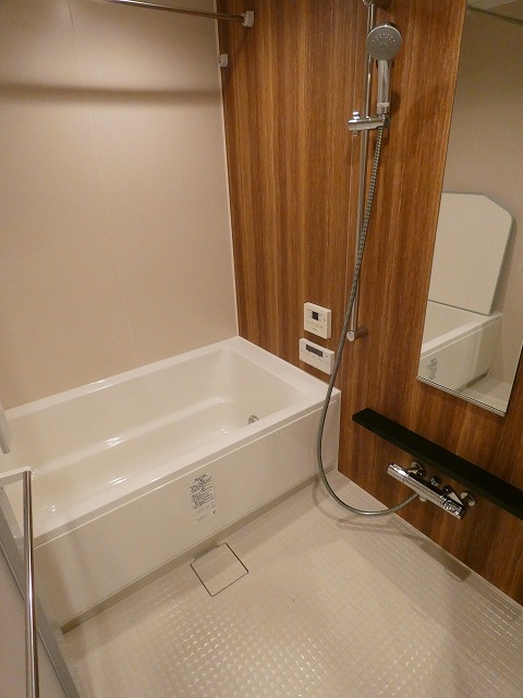 バス・シャワールーム　バス※別部屋参考写真