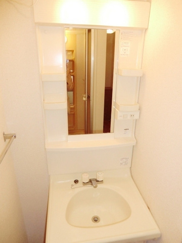 洗面設備　独立洗面台付き