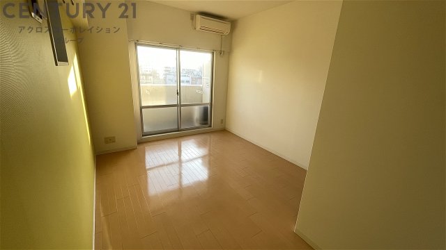 居室・リビング　エアコン付きで初期費用を抑えたい方にもおすすめです。