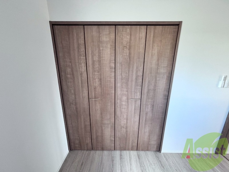 収納　収納スペースです。お洋服やお荷物はこちらへ。