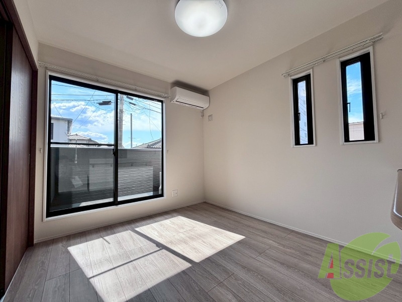 居室・リビング　家具関係も問題なく設置することが可能だと思います。