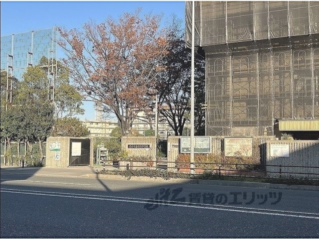 中学校　尼崎市立常陽中学校（中学校）まで6100m