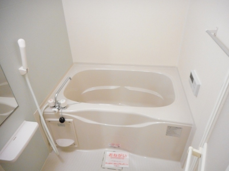 バス・シャワールーム　図面と現状に相違がある場合には現状を優先