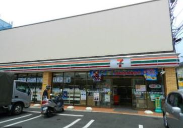 コンビニ　セブンイレブン品川戸越5丁目店（コンビニ）まで327m