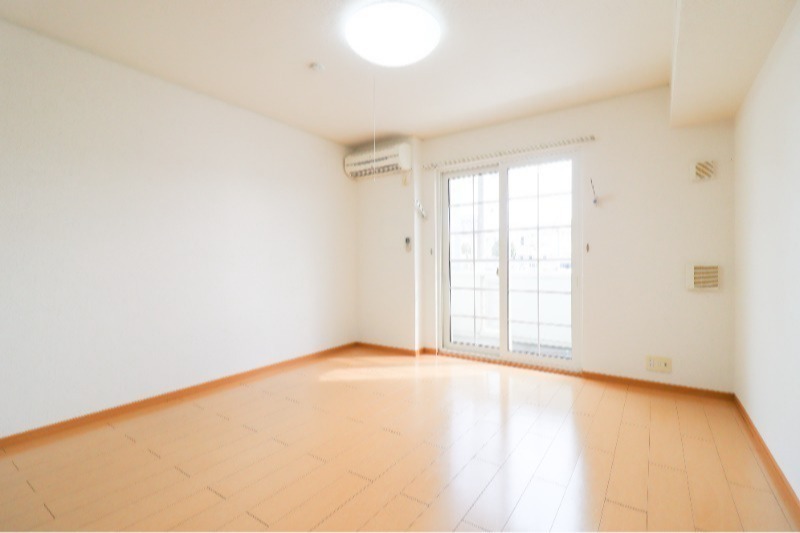 居室・リビング　図面と現状に相違がある場合には現状を優先