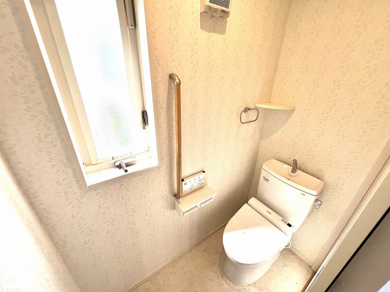 トイレ　★温水洗浄便座★