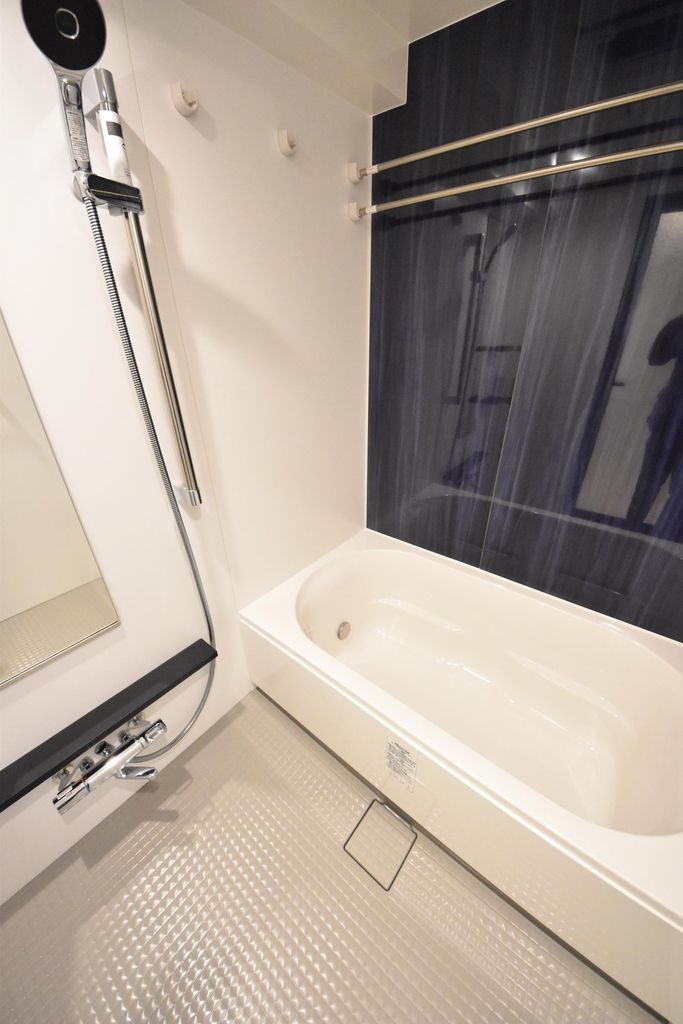 バス・シャワールーム　バルコニー