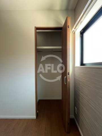 収納　フォルモント住之江　クローゼット