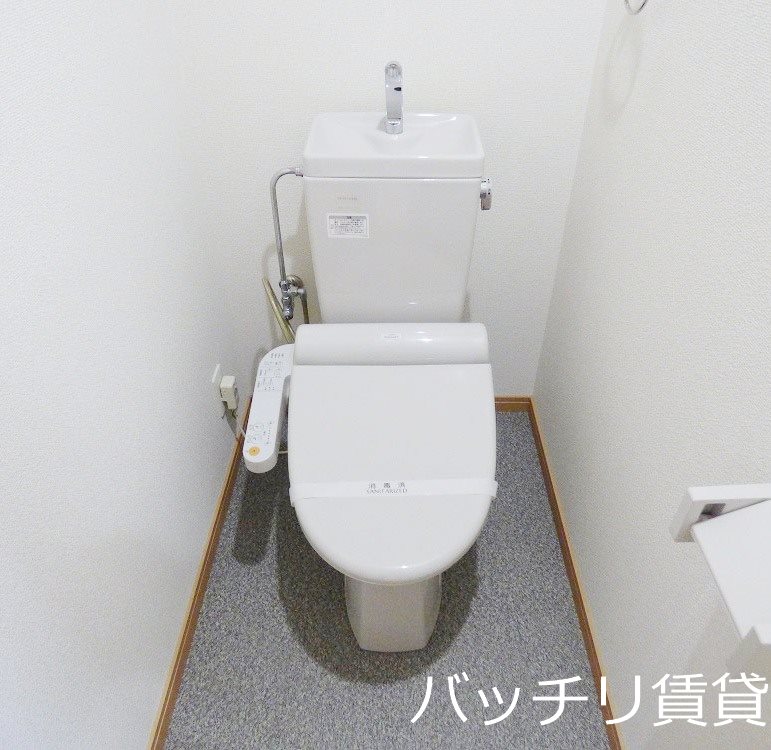 トイレ　※同マンション別部屋写真のため、現状優先。
