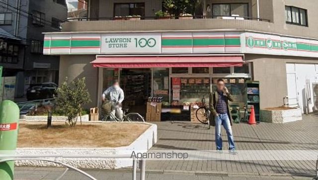 コンビニ　ローソンストア１００（コンビニ）まで634m