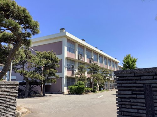 高校・高専　新潟県立 柏崎常盤高校（高校・高専）まで1456m