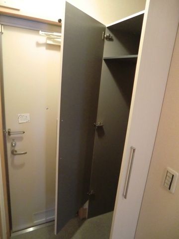 玄関　シューズクローク