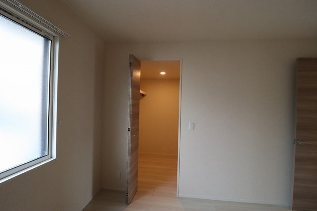 収納　ウォークインクローゼット