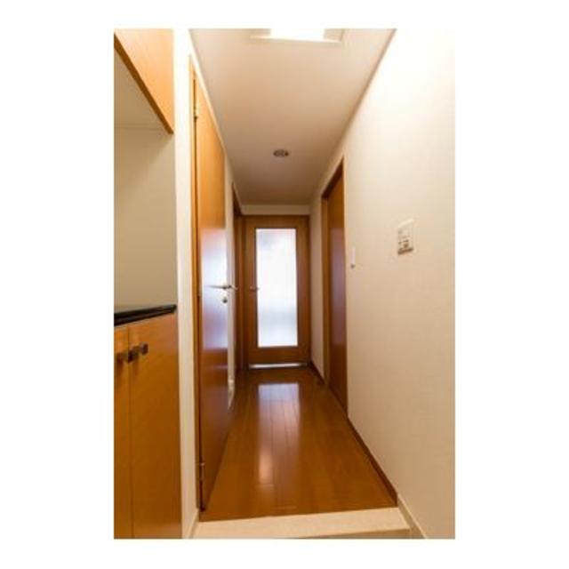 玄関　※写真は同タイプ住戸です。