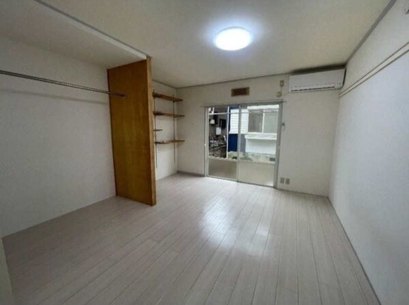 居室・リビング　図面と現状に相違がある場合には現状を優先