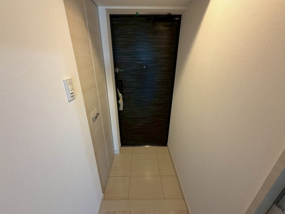 玄関　※別部屋の写真です