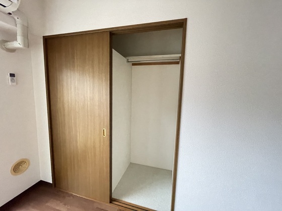 収納　※別部屋の写真です