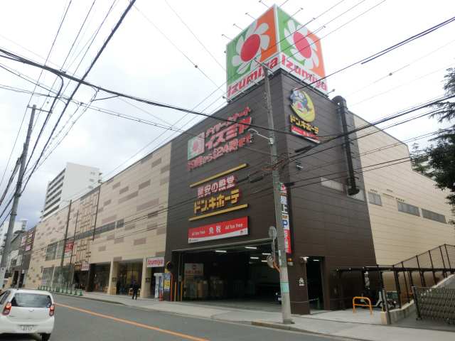 スーパー　イズミヤ 法円坂店（スーパー）まで122m