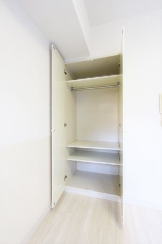 収納　参考写真（同物件別部屋）