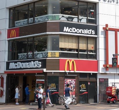 飲食店　マクドナルド 大岡山店（飲食店）まで576m