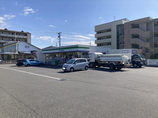 コンビニ　ファミリーマート岐阜北一色二丁目店（コンビニ）まで1278m