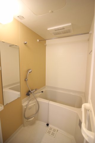 バス・シャワールーム　（別タイプ参考写真）スカイコート板橋本町　板橋区大和町