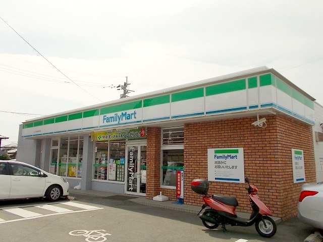 コンビニ　ファミリーマート武蔵塚駅前店（コンビニ）まで430m